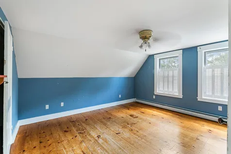 12 Old Warner Road Bradford NH 03221