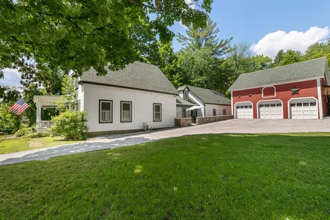 12 Old Warner Road Bradford NH 03221