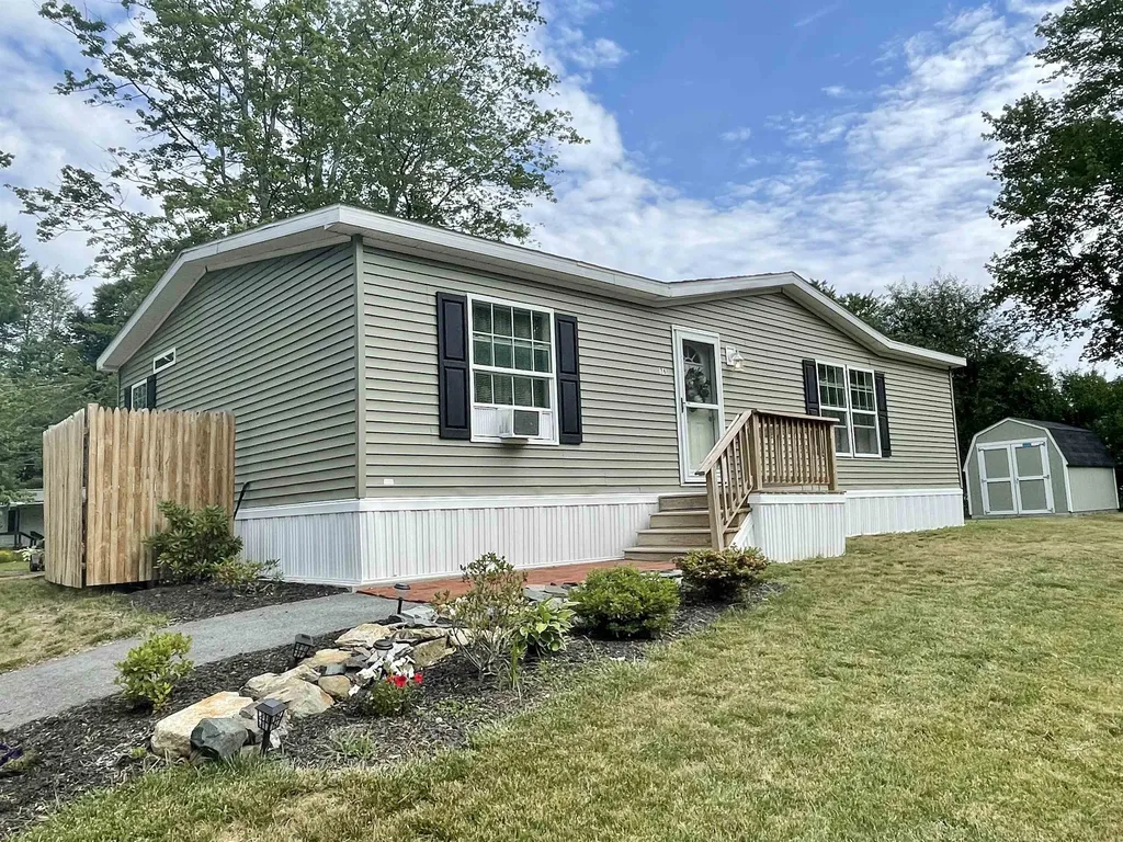 36 Town Drive Hampton NH 03842