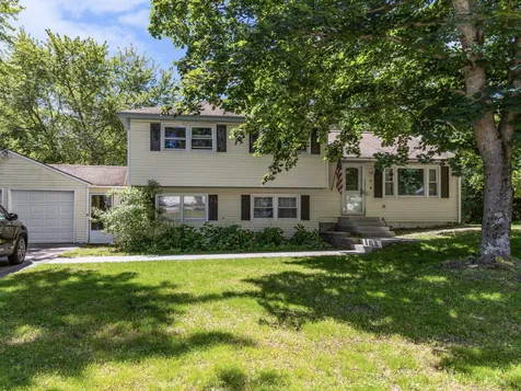 4 Jeannette Street Franklin NH 03235