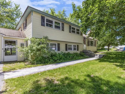4 Jeannette Street Franklin NH 03235