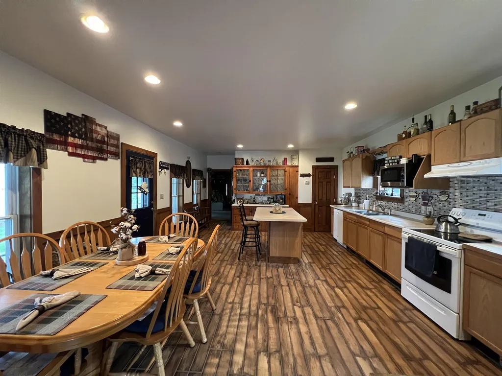23 Cheney Street Newport NH 03773