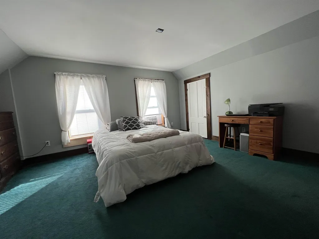 23 Cheney Street Newport NH 03773