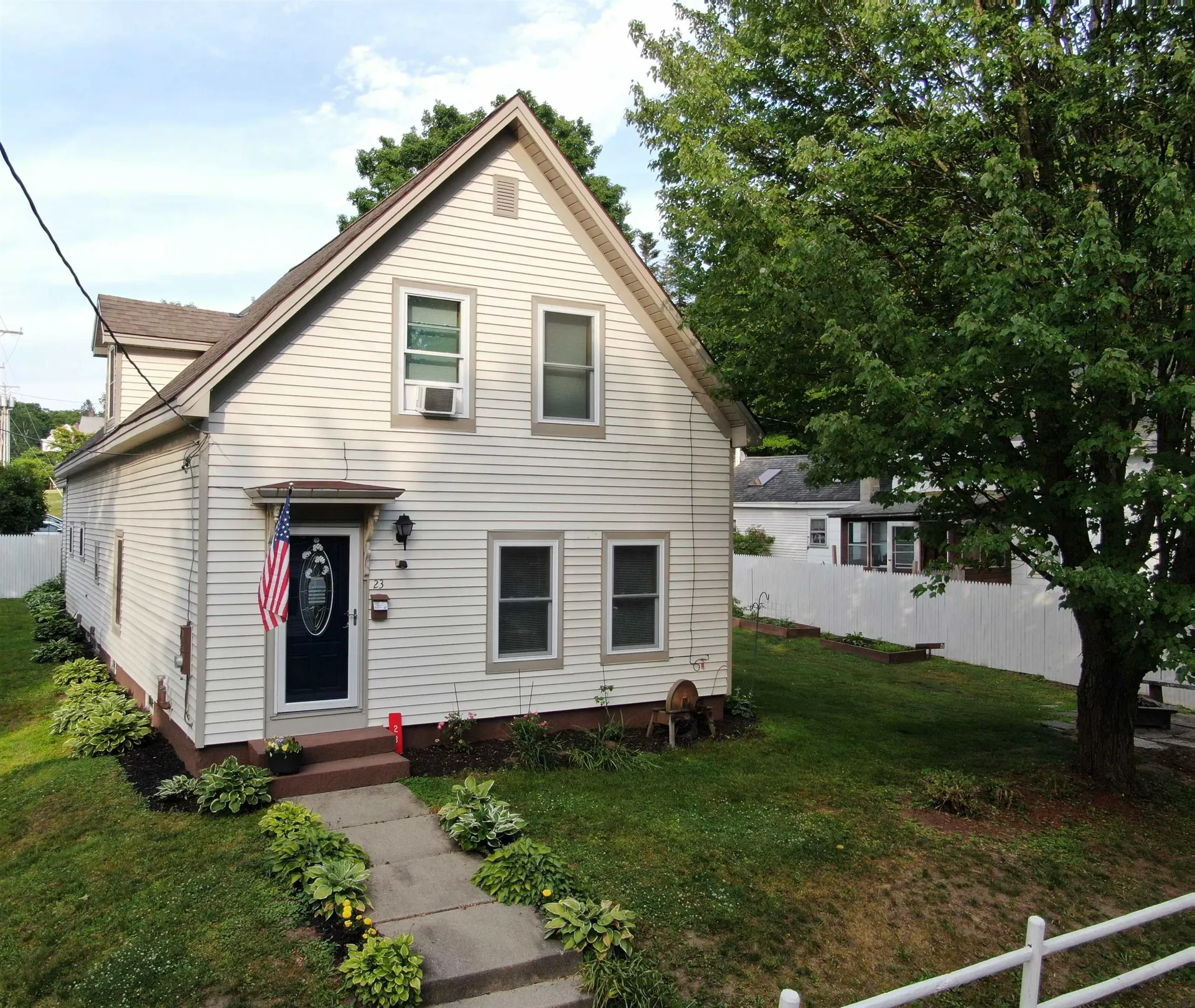 23 Cheney Street Newport NH 03773