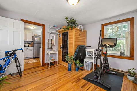 1203 Woodbury Avenue Portsmouth NH 03801