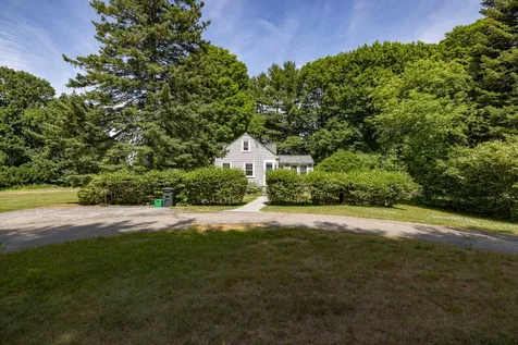 1203 Woodbury Avenue Portsmouth NH 03801