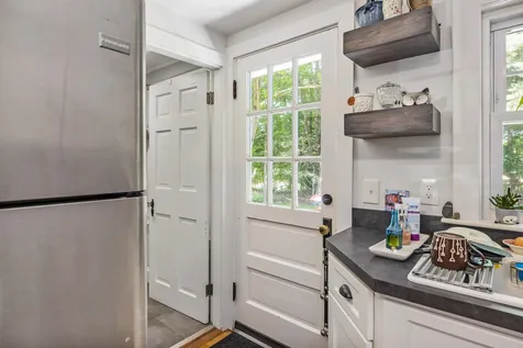 1203 Woodbury Avenue Portsmouth NH 03801