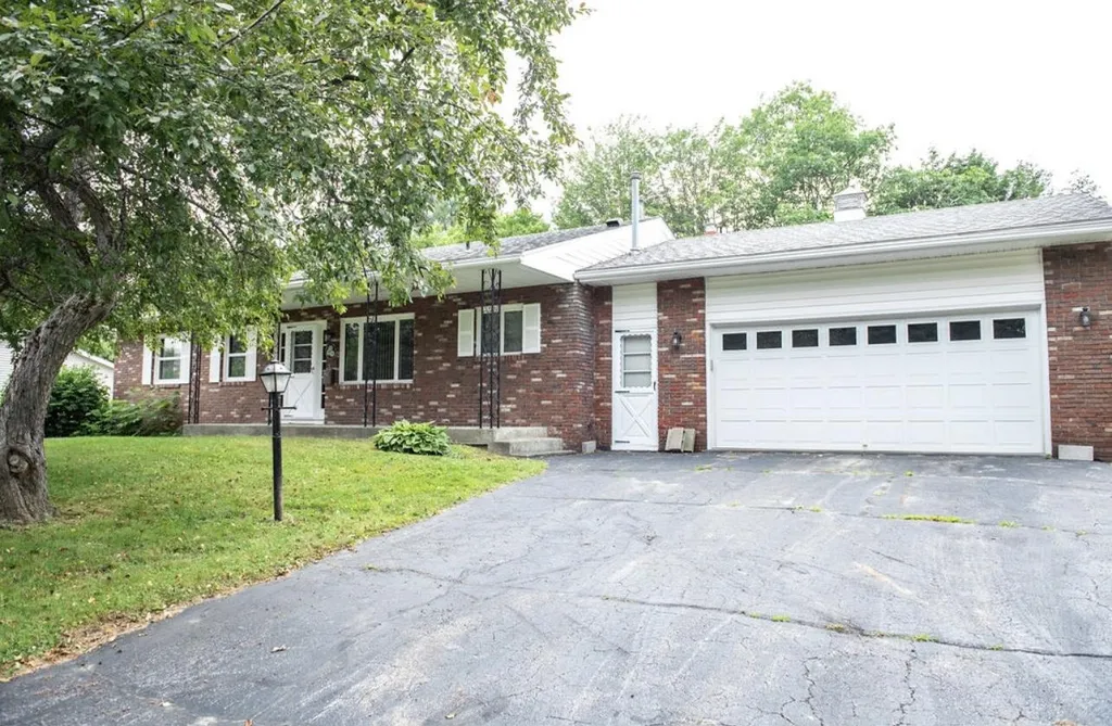 7 West Skylark Terrace Barre Town VT 05641