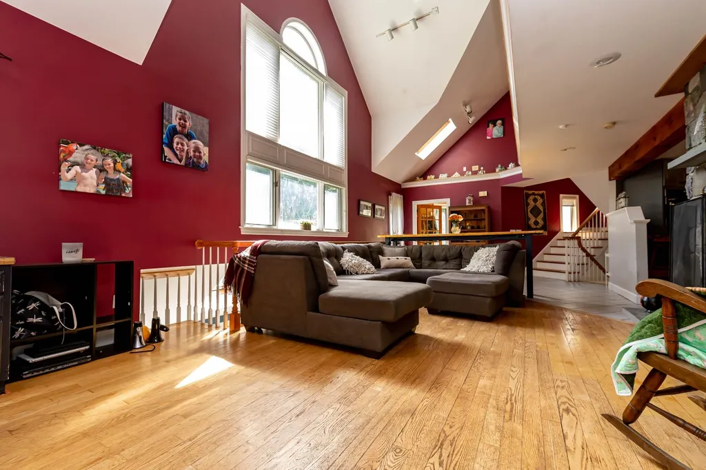 62 Alexander Road Londonderry NH 03053