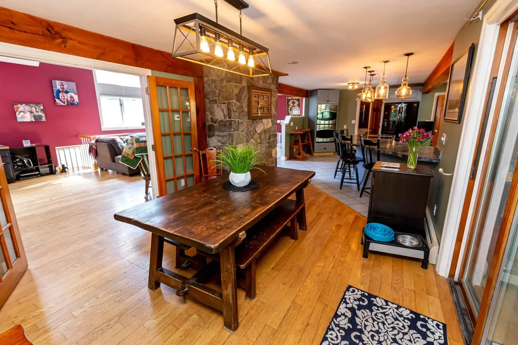 62 Alexander Road Londonderry NH 03053