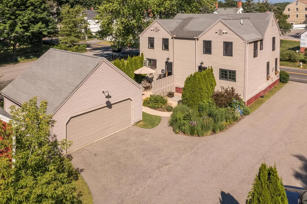 206 Dennett Street Portsmouth NH 03801