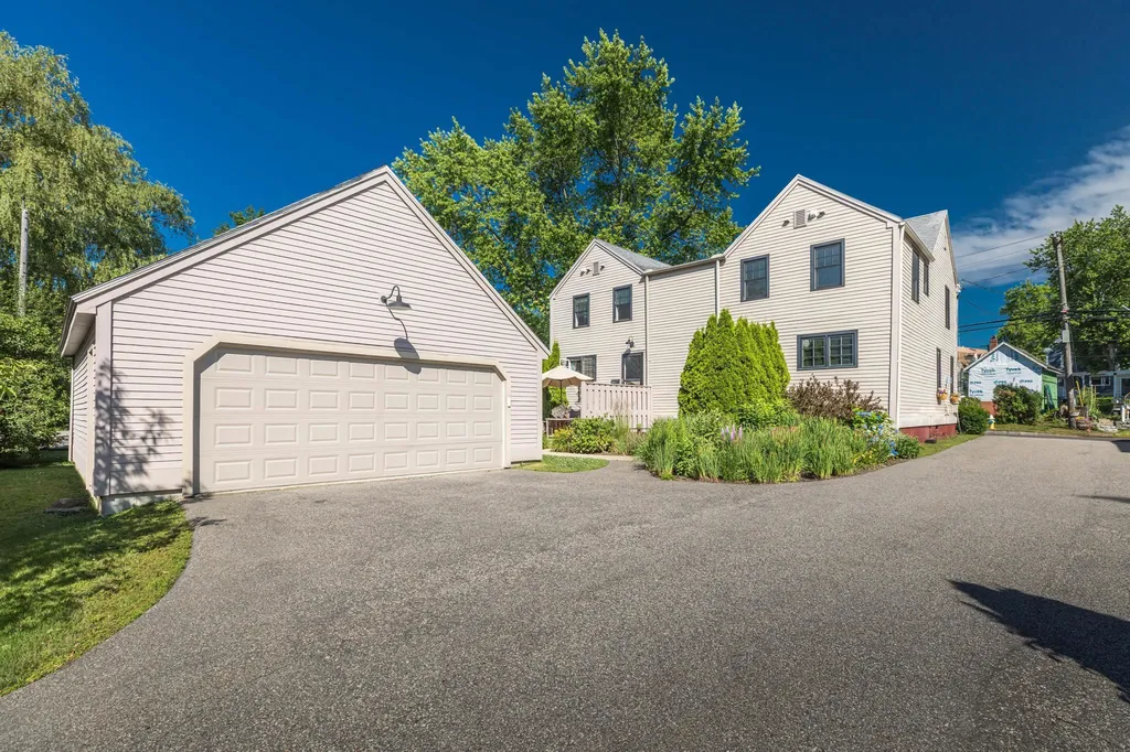 206 Dennett Street Portsmouth NH 03801