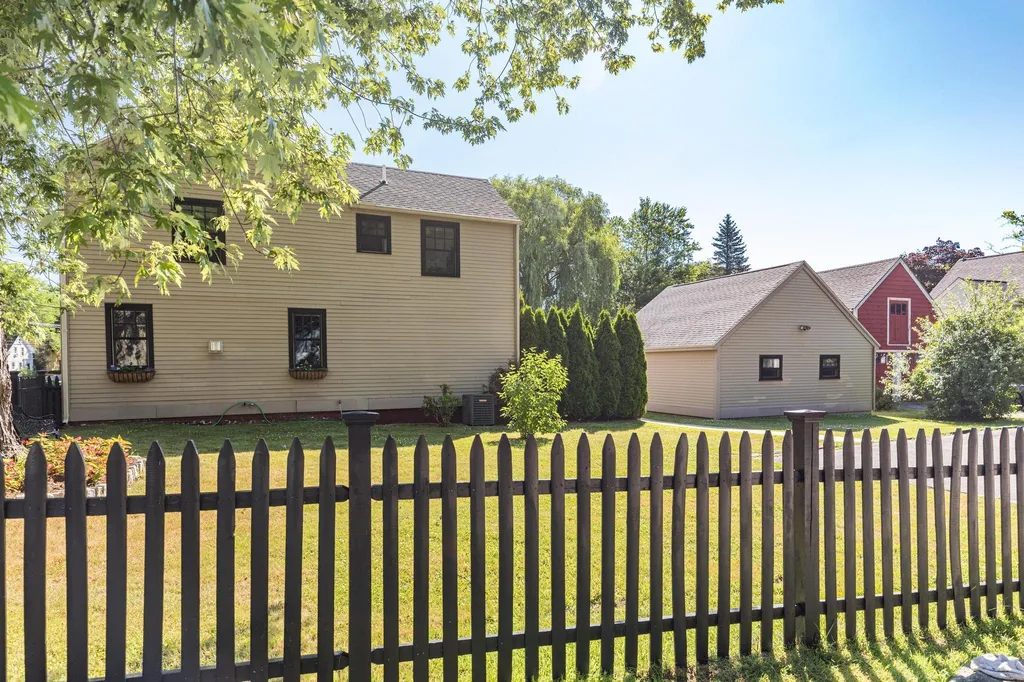 206 Dennett Street Portsmouth NH 03801