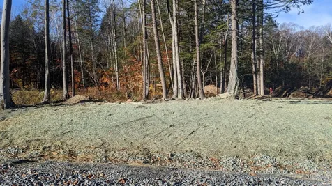 22 Emily Lane Danville NH 03819