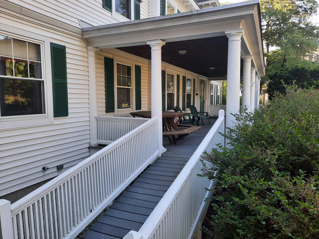 1 Barberry Lane Concord NH 03301