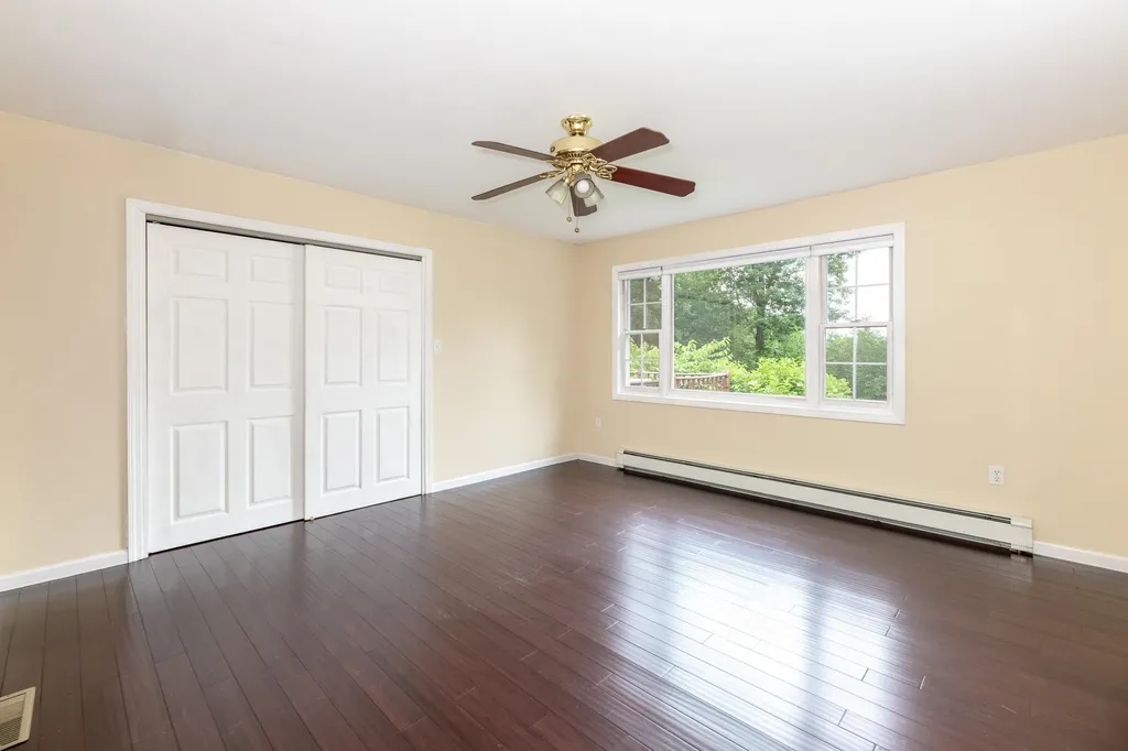 237 Pinnacle Hill Road New Hampton NH 03256