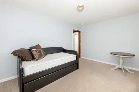 237 Pinnacle Hill Road New Hampton NH 03256