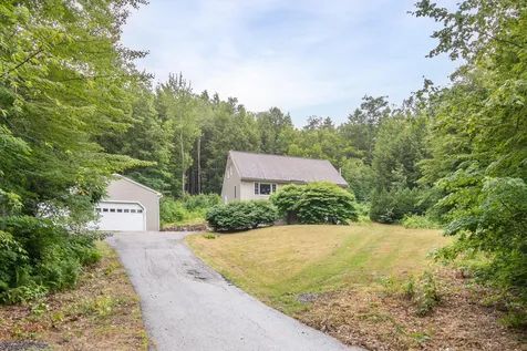 237 Pinnacle Hill Road New Hampton NH 03256