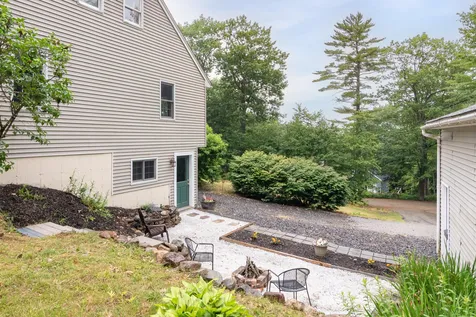 237 Pinnacle Hill Road New Hampton NH 03256