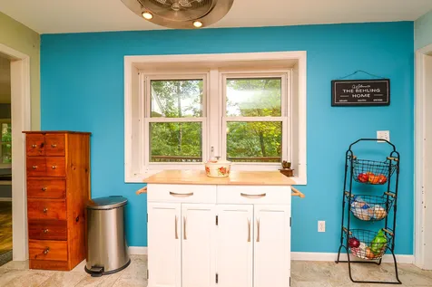 6 Woodcrest Drive Hooksett NH 03106