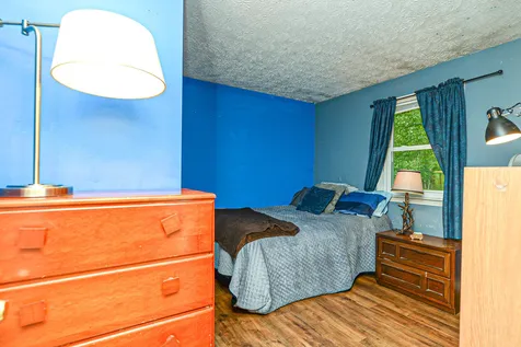 6 Woodcrest Drive Hooksett NH 03106