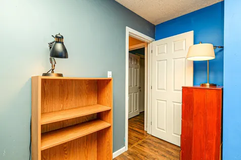 6 Woodcrest Drive Hooksett NH 03106