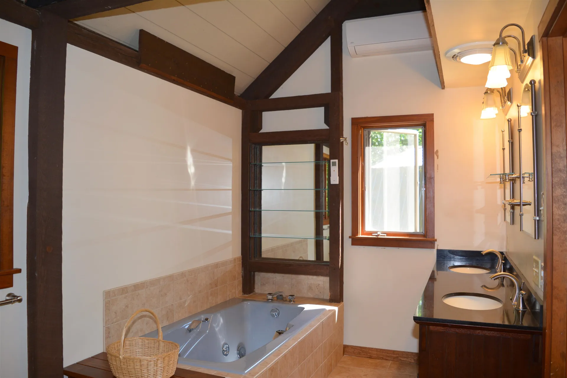 4 Anderson Pond Road Grantham NH 03753