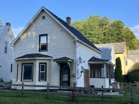 11 Marshall Street Hardwick VT 05843