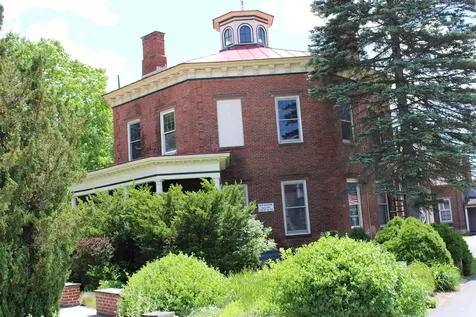 105 Eastern Avenue St. Johnsbury VT 05819