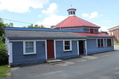 105 Eastern Avenue St. Johnsbury VT 05819