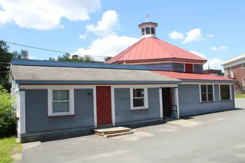 105 Eastern Avenue St. Johnsbury VT 05819