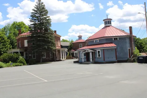 105 Eastern Avenue St. Johnsbury VT 05819