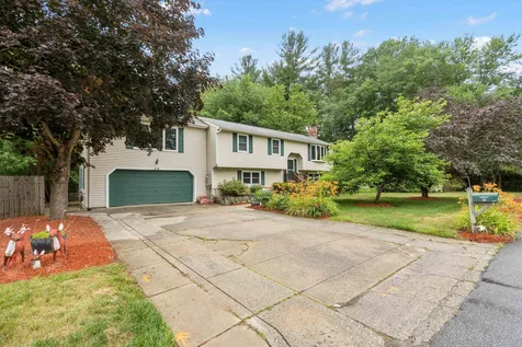 12 Christina Road Merrimack NH 03054