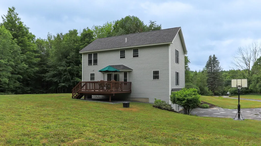 203 Joe English Road New Boston NH 03070