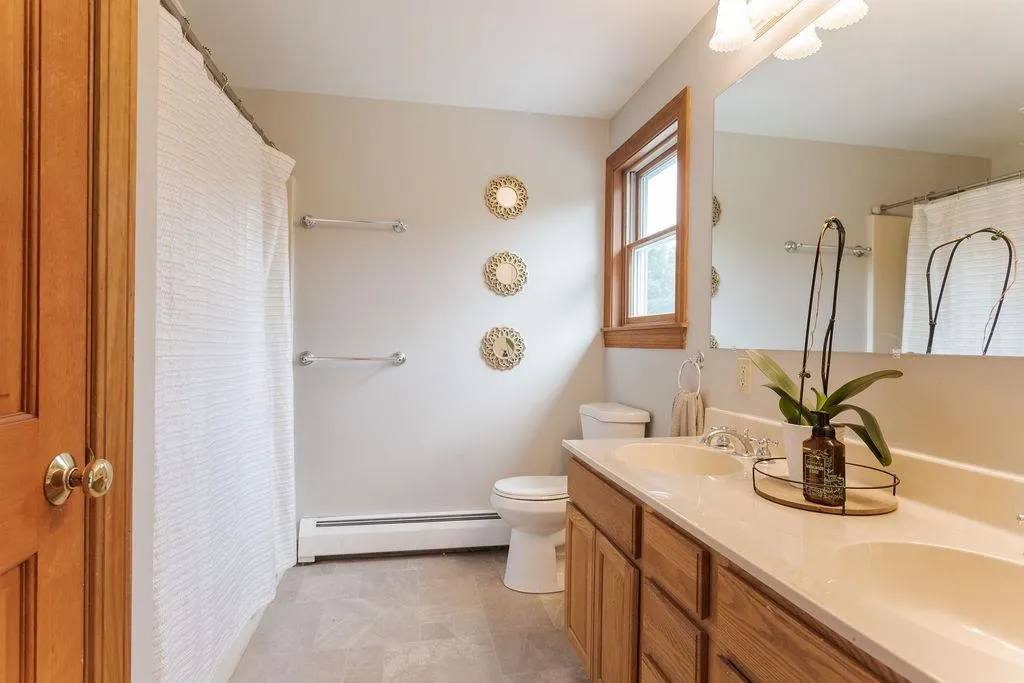 139 Governors Road Farmington NH 03835