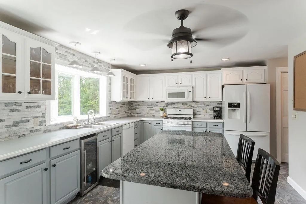 139 Governors Road Farmington NH 03835