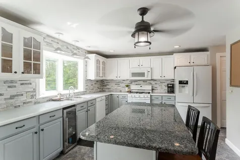 139 Governors Road Farmington NH 03835