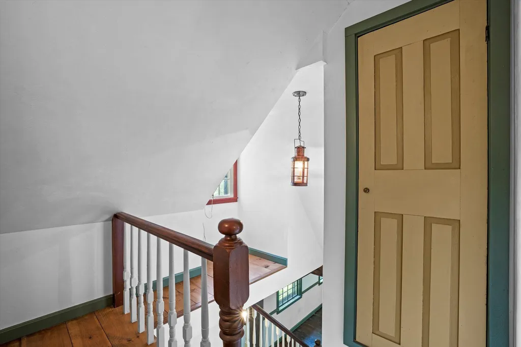 32 Olde Parish Road Rye NH 03870