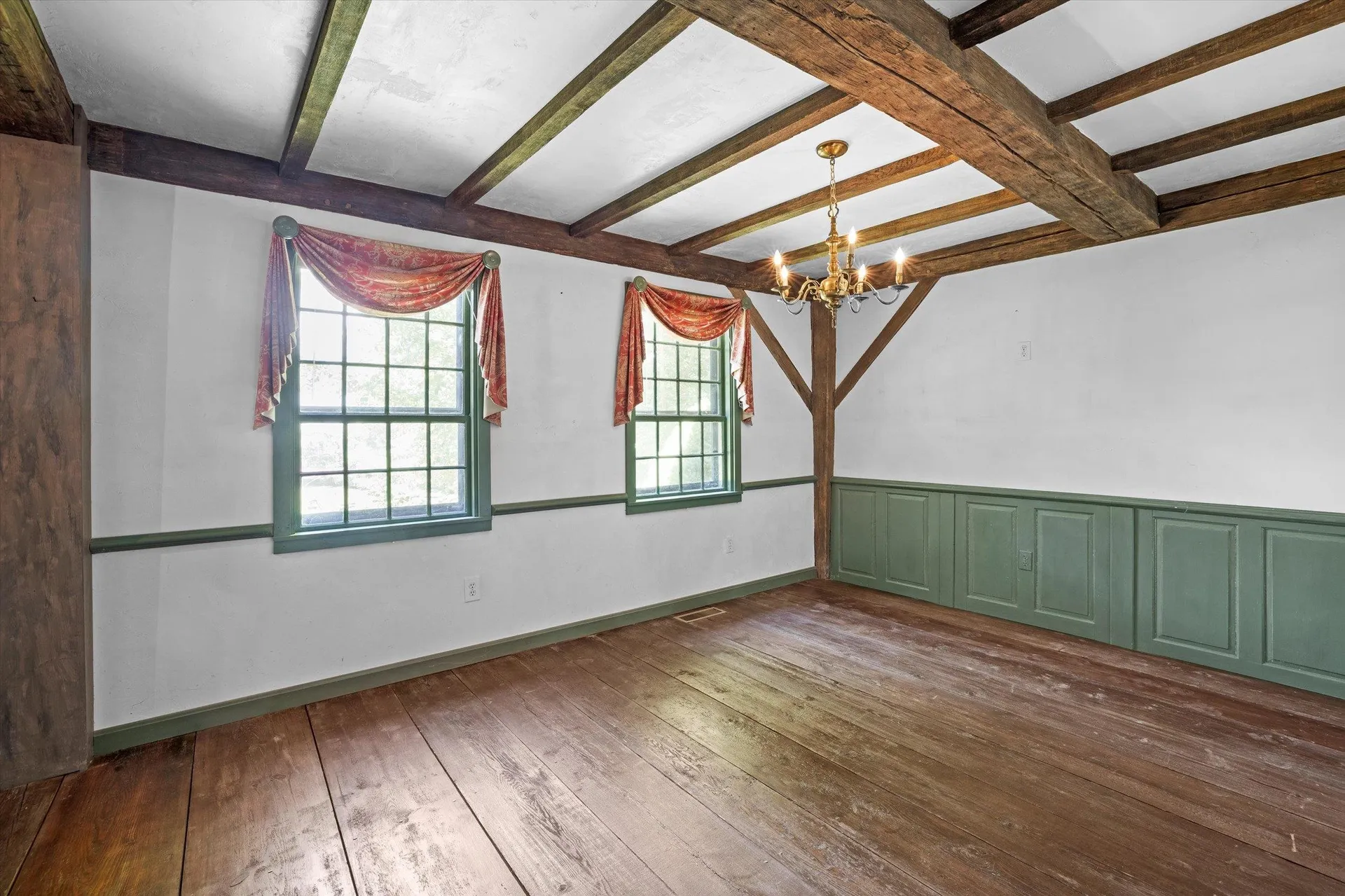 32 Olde Parish Road Rye NH 03870