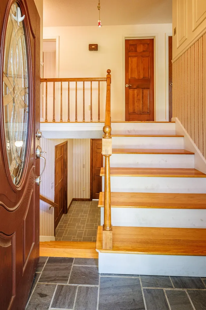 4 Landry Lane Rochester NH 03839