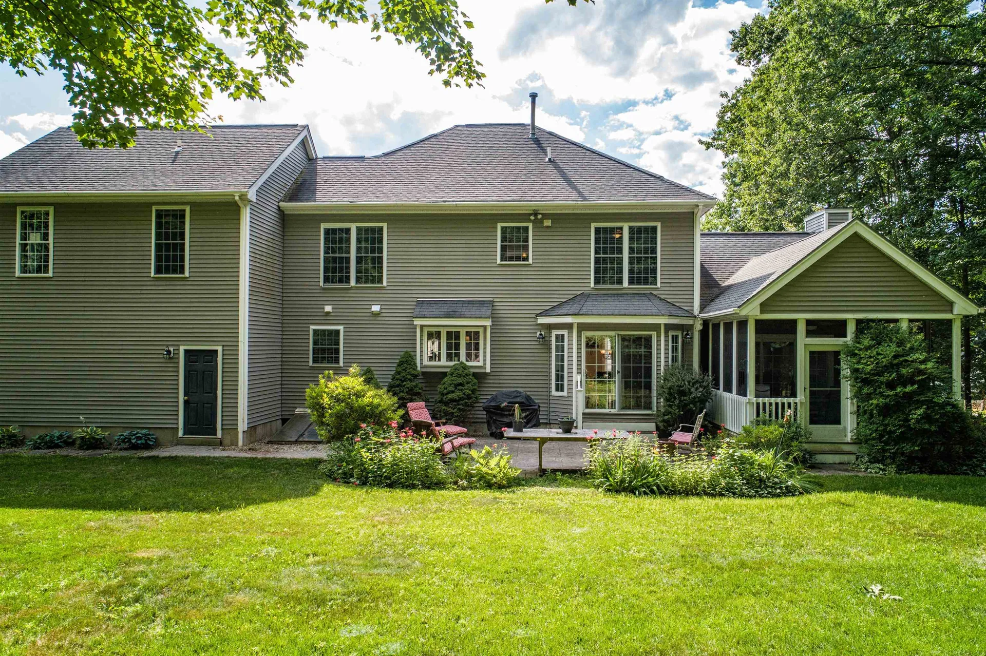 27 Overlook Drive Dover NH 03820