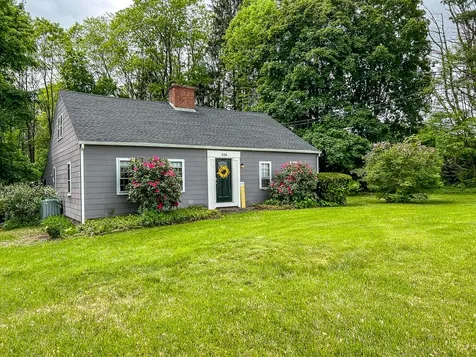 416 Middle Road Brentwood NH 03833