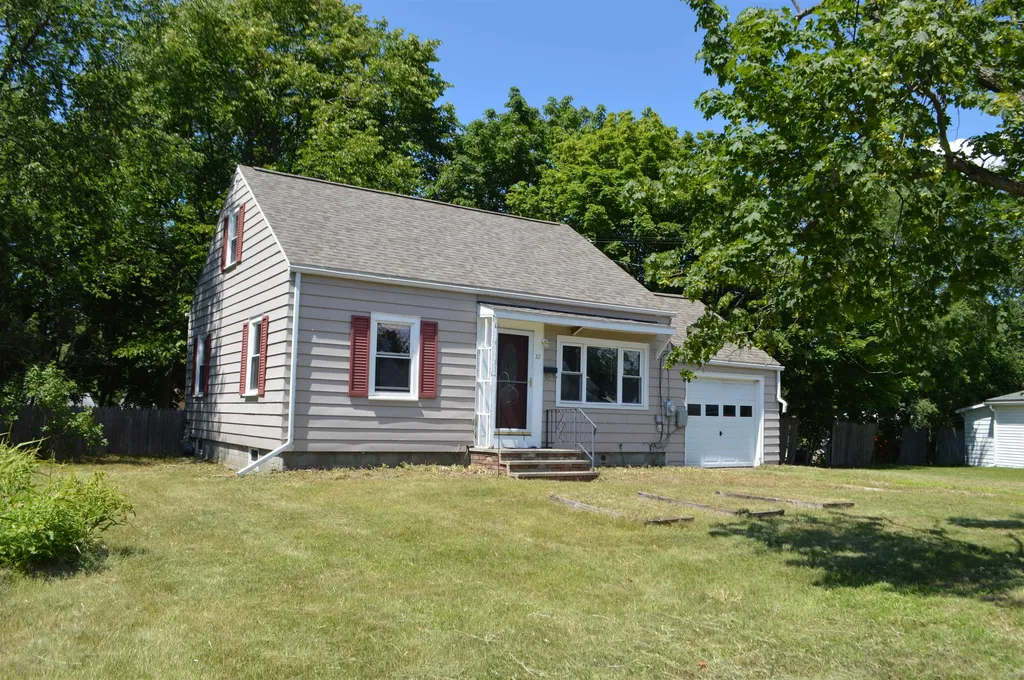 32 Green Acres Drive Burlington VT 05408
