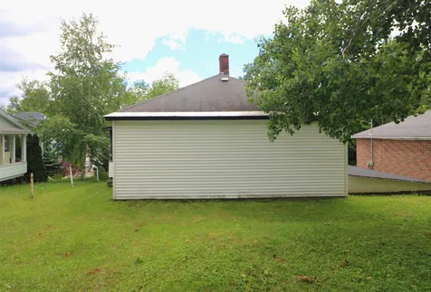 439 1st Avenue Berlin NH 03570