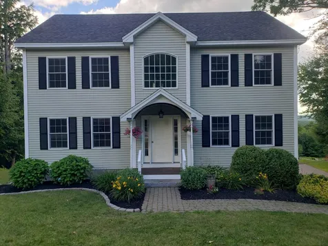 32 Chamberlin Way New Durham NH 03855