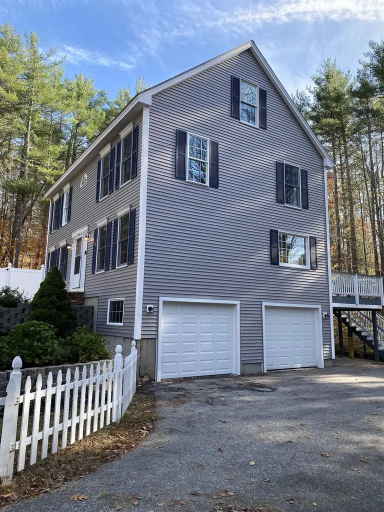 1 Hunter Drive Epping NH 03042