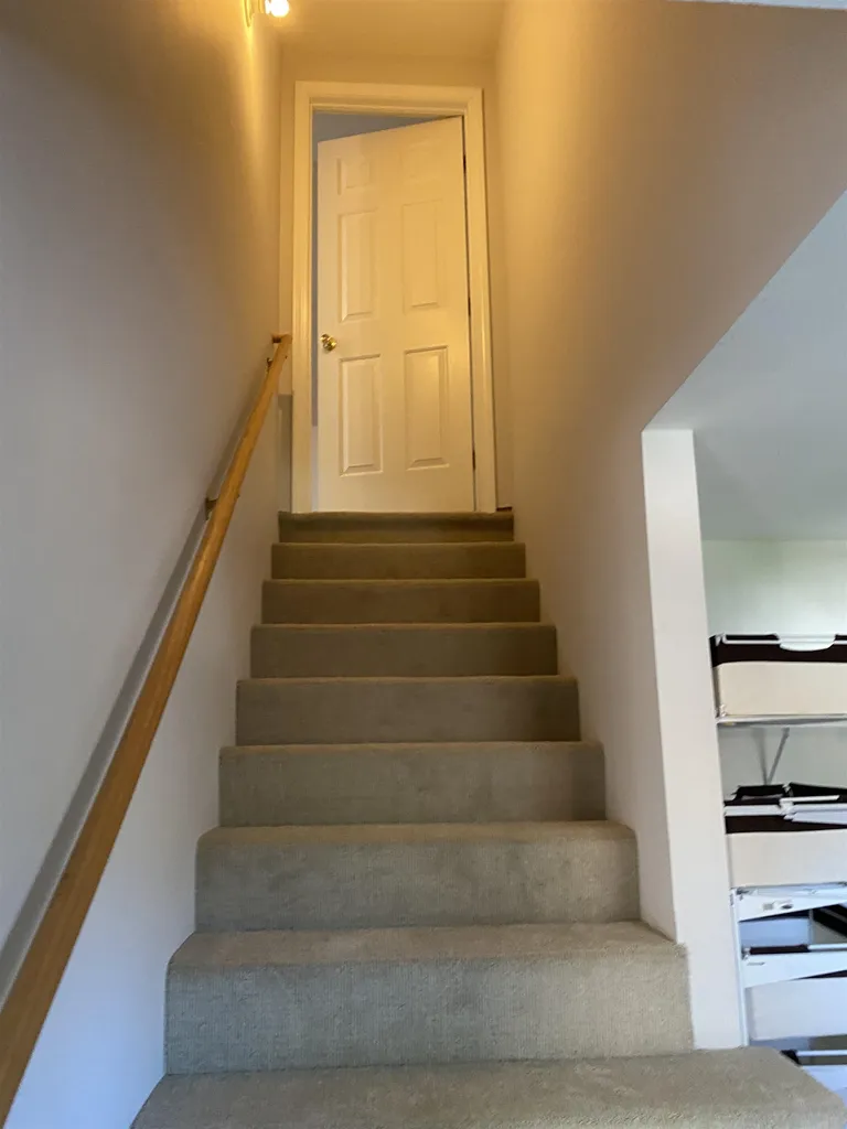 1 Hunter Drive Epping NH 03042