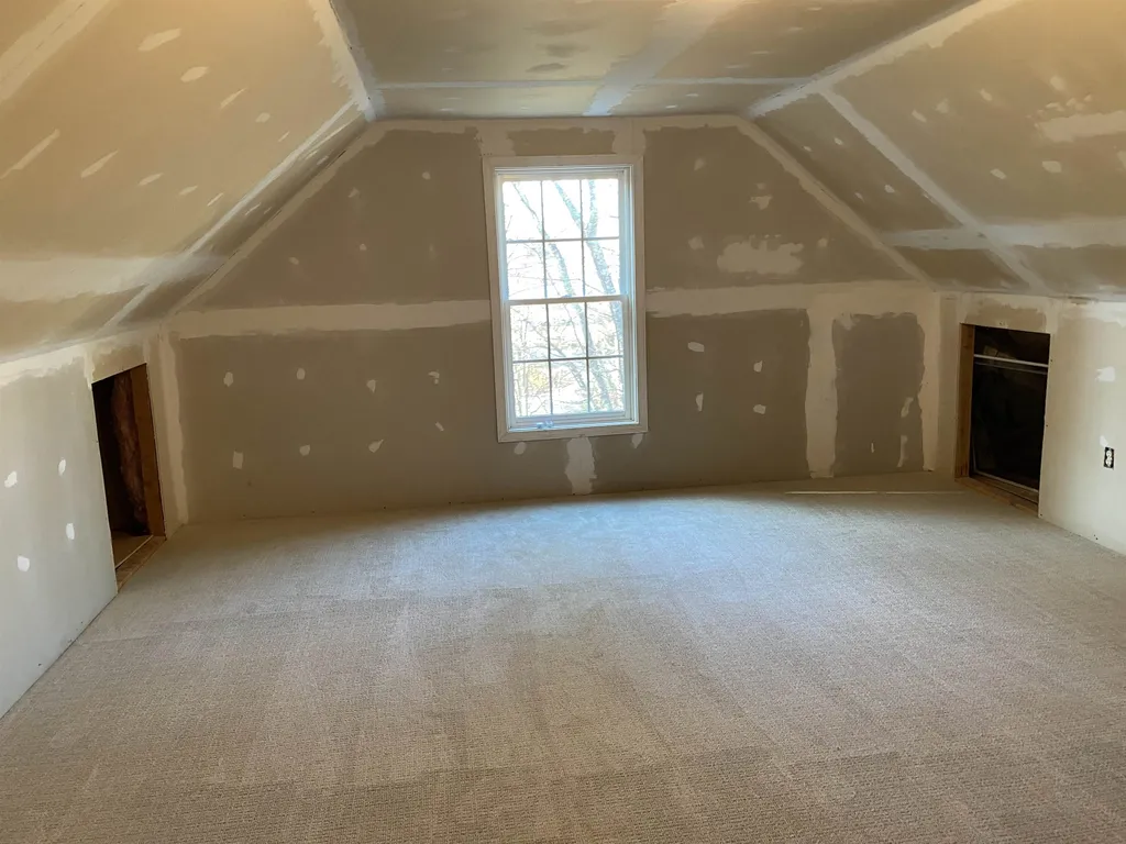 1 Hunter Drive Epping NH 03042