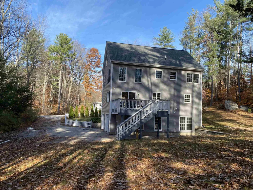 1 Hunter Drive Epping NH 03042