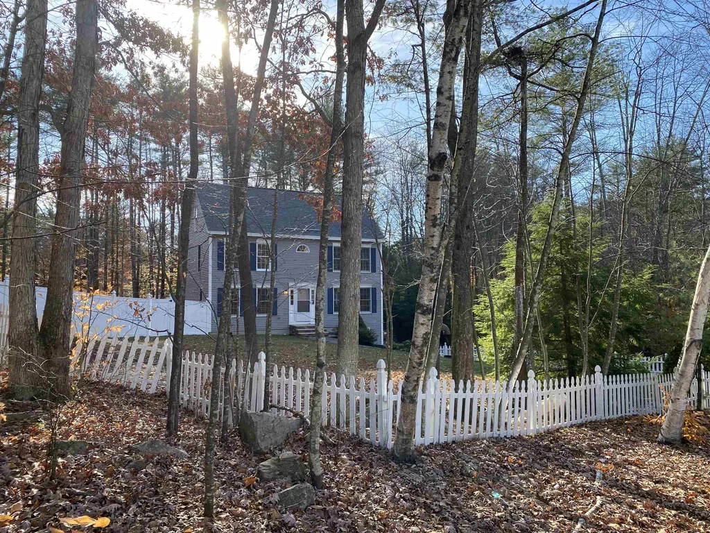 1 Hunter Drive Epping NH 03042
